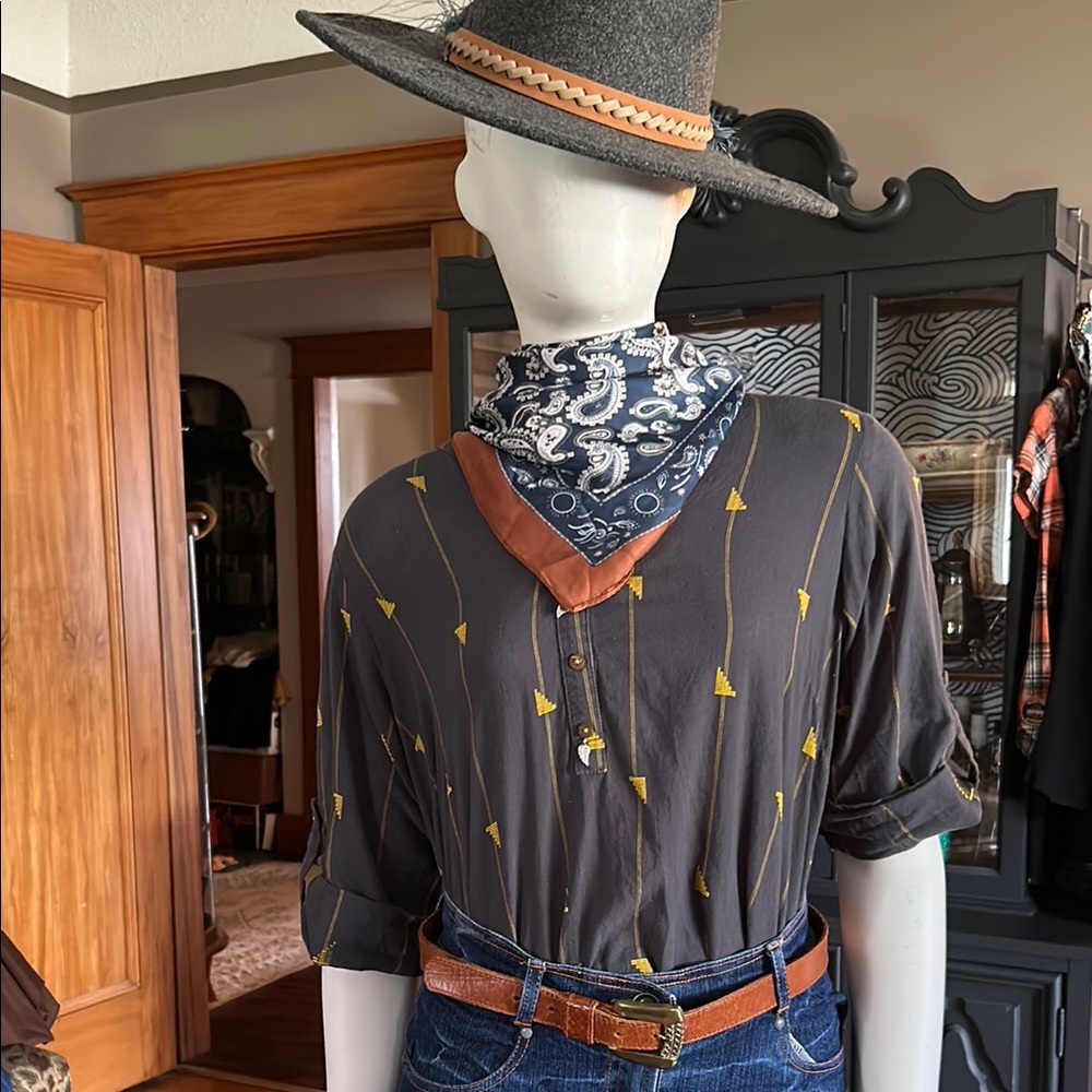 #111 Akkriti western style shirt
